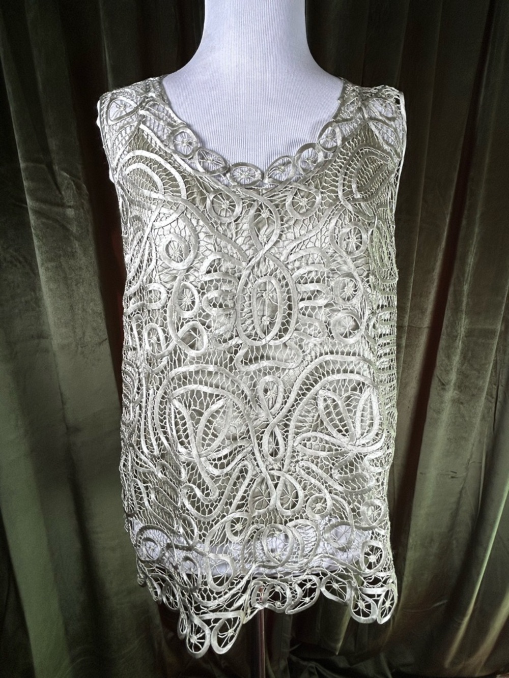 Stunning Vintage Soulmates Hand-Crocheted 100% Silk Formal Tank Top - Picture 2 of 5